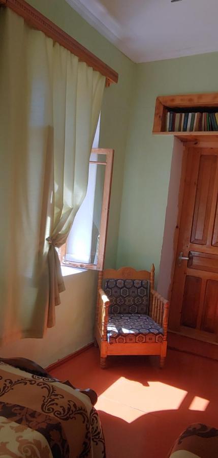 Ailama Guesthouse Местія Екстер'єр фото