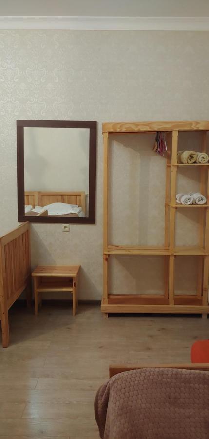 Ailama Guesthouse Местія Екстер'єр фото
