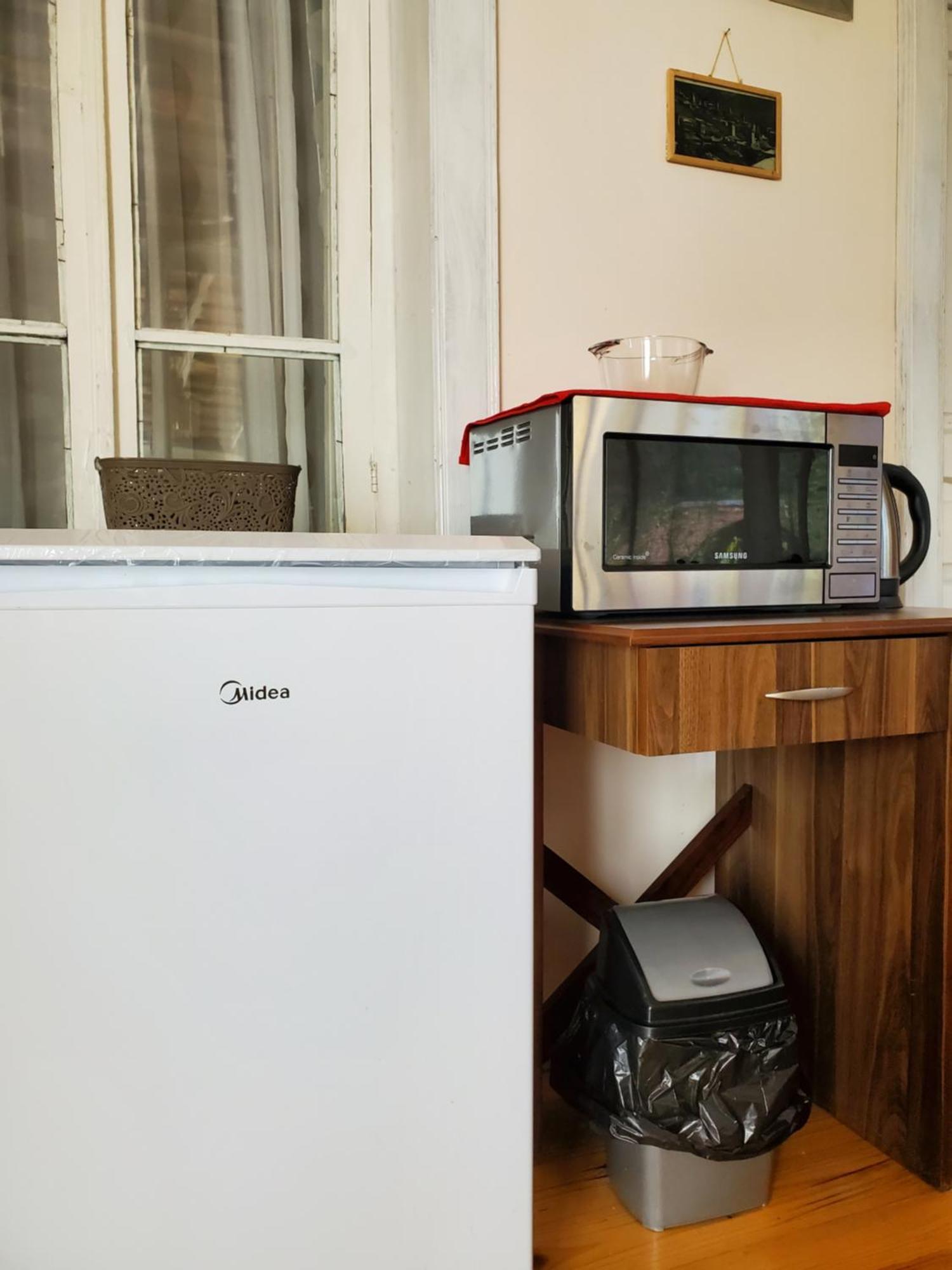 Ailama Guesthouse Местія Екстер'єр фото